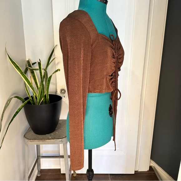 H&M Long Sleeve Tie Front Crop Top Brown Size Large - Picture 3 of 9